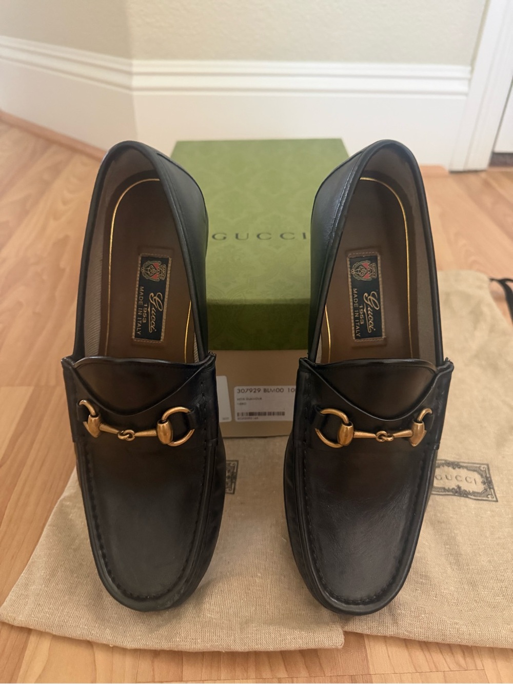 Gucci Men’s Black Leather Horsebit Loafers